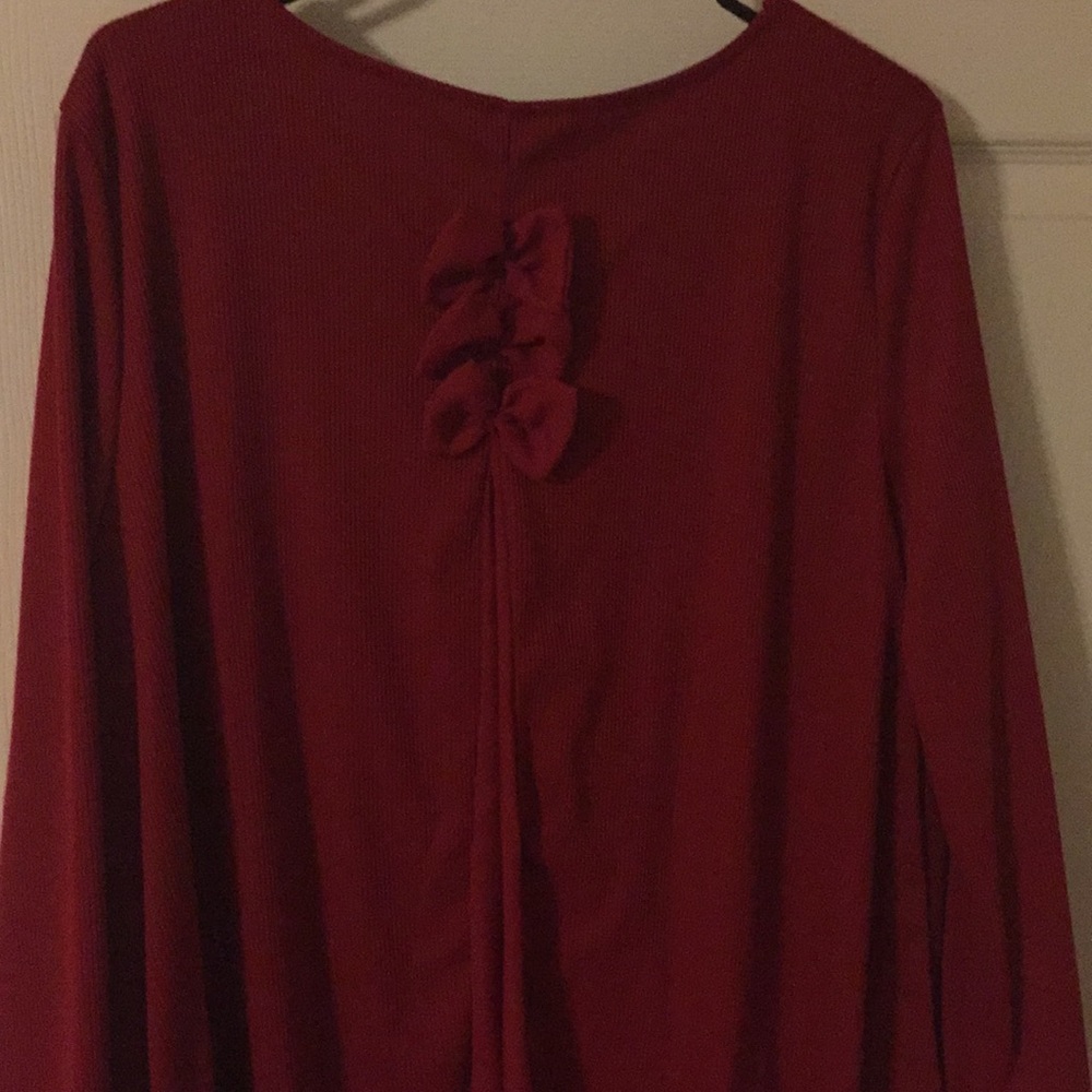 Red tunic. - Picture 4 of 7